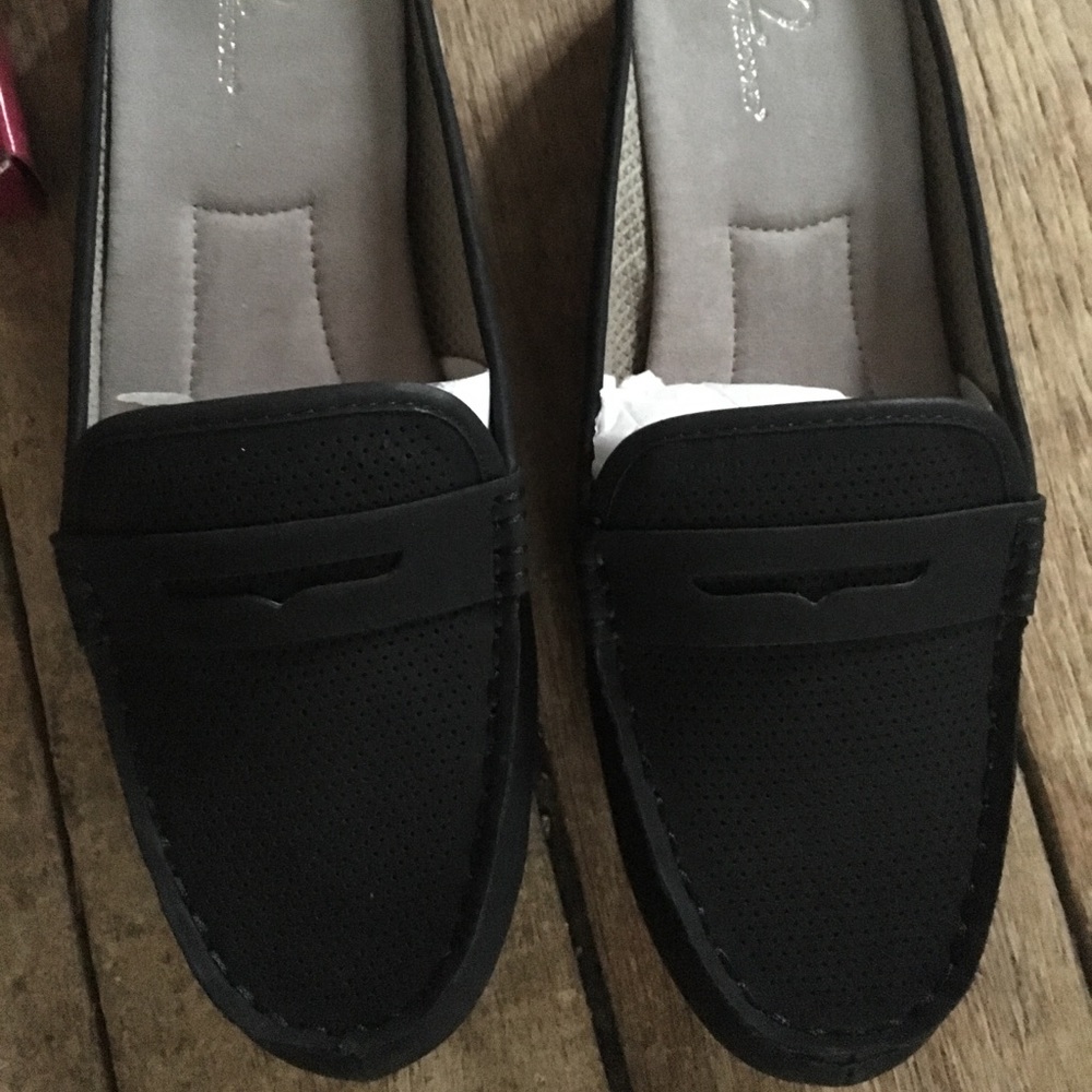 Aerosoles drive time moccasin mules